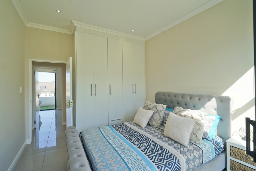 3 Bedroom Property for Sale in Winterstrand Eastern Cape